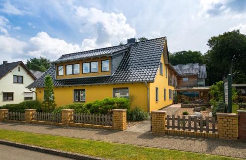 Ueckeritz House | Pension Buchfink