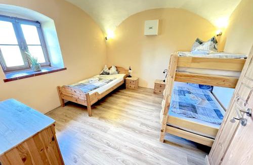 Gottfrieding Hotel | Pension Laurent Ranch