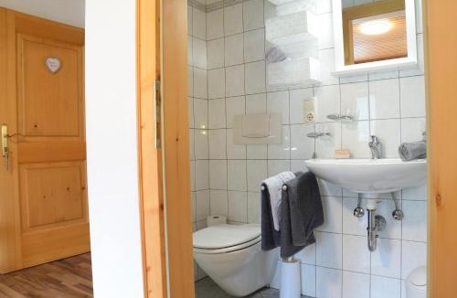 Haeselgehr House | Pension Lichtspitze