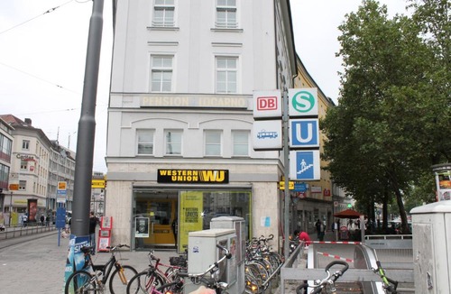 Augustenstraße House | Pension Locarno