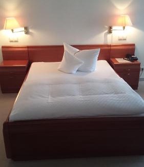 Raben Steinfeld Hotel | Pension Rabennest, Flexibler Selbst-Check-In, Keine Rezeption