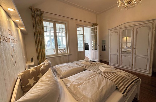 Alt-Travemunde/Ronnau House | Pension Strandhaus