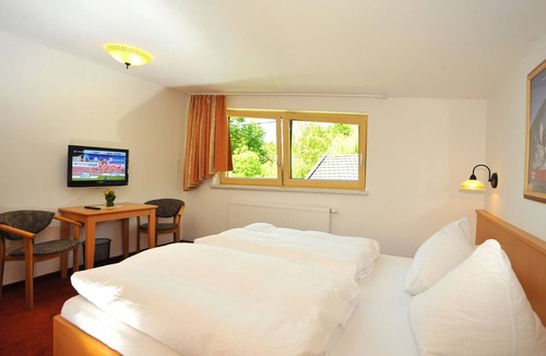 Haiming Apartment | Pension und Ferienwohnung Haus Gisela