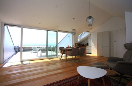 Immenstaad am Bodensee Apartment | Penthouse See-flair Traumhafte Ferienwohnung mit Grandioser See-/und Alpensicht