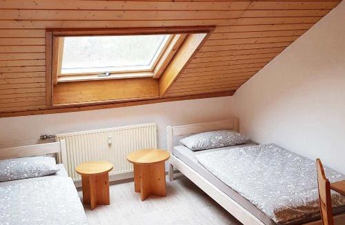 Milmersdorf Apartment | Penthouse Apartment near Nürnberg
