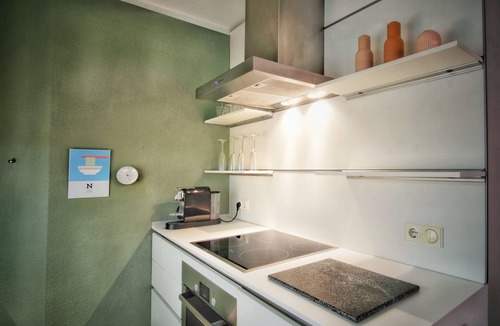 Binz Apartment | Perfect location in the heart of Binz, directly opposite the Kurhaus and beach.