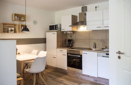 Borstendorf Apartment | Persons 4 + 1, very family friendly, children <2 y. 0 €, 2-4y. 5 €/night, in the Erzgebirge