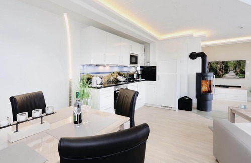 Prora Apartment | Pet friendly apartment in Binz with house sea view