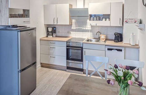 Hohen Wieschendorf Apartment | Pet friendly apartment in Hohen Wieschendorf