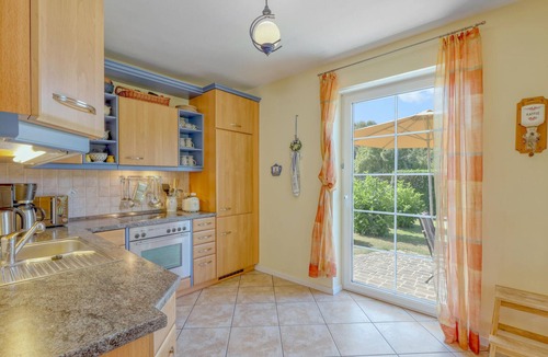 Warthe House | Pet friendly home in Warthe with WiFi