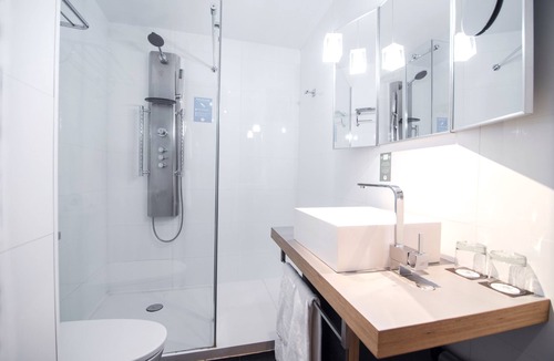 Castellana Hotel | Petit Palace President Castellana