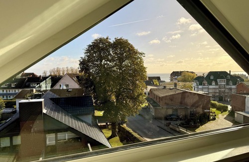 Haffkrug Apartment | Pier 4: 200m to the beach, sea view, sauna (penthouse)