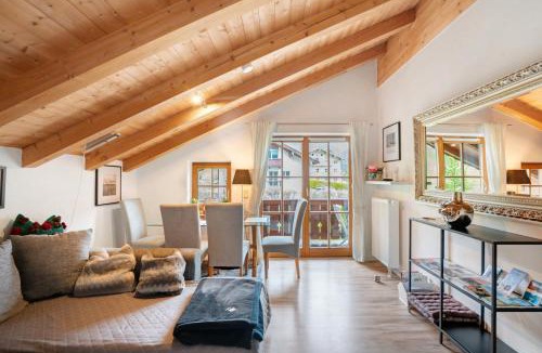 Weissbach an der Alpenstrasse Apartment | Place In The Bavarian Mountains
