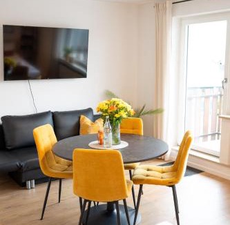 Toging am Inn Apartment | Platz für 8 Pers - C4S Come4Stay Monteure "InnArt" Boxspringbett Einzelbett Töging am Inn, Parkplatz, WLAN, Balkon, Smart TV, voll ausgestatteter Küche, Waschmaschine