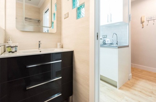Moncloa - Arguelles Apartment | Plaza de España VI