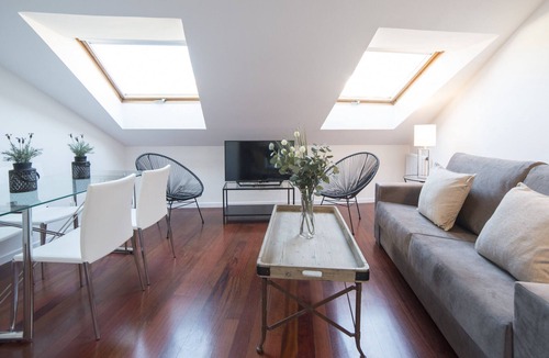 Malasana Apartment | Plaza España V, 1 bedroom, 5 persons, 1 bathroom, air conditioner, free wifi