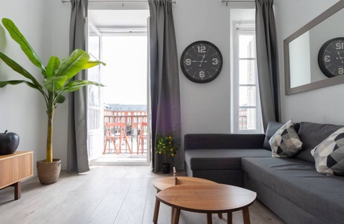 Palacio Apartment | PLAZA MAYOR by MONARO*