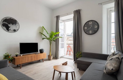 Palacio Apartment | PLAZA MAYOR by MONARO*
