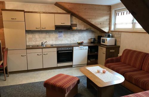 Bichlbach Apartment | Pony-Ziegen-Hasen-Ranch Bichlbach
