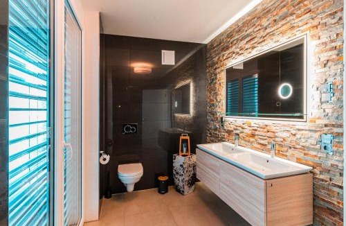 Wasserburg Apartment | Poolhaus Bodensee ideal für Geschäftsreisende