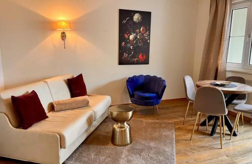 Frickenfelden House | Posthotel Arnold