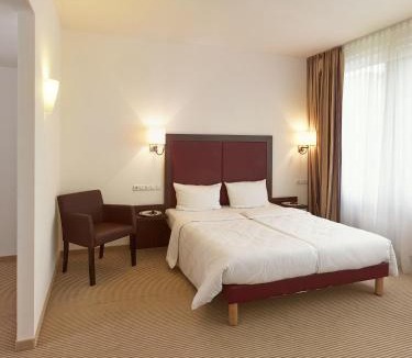Englschalking Hotel | Premier Inn München City Ost