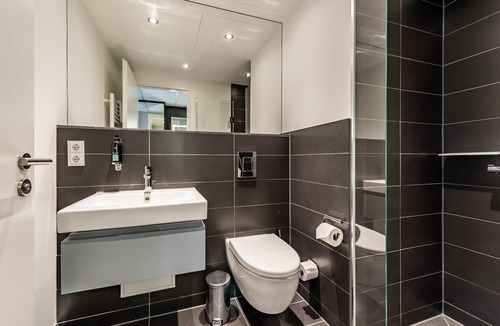 Schwabing-Freimann Hotel | Premier Inn München City Schwabing
