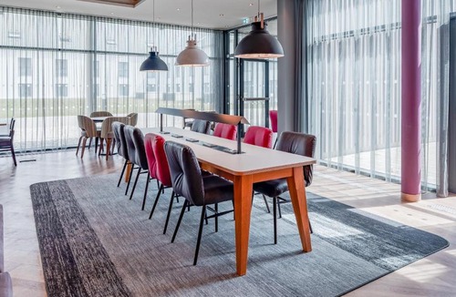 Hallbergmoos Hotel | Premier Inn München Airport Süd
