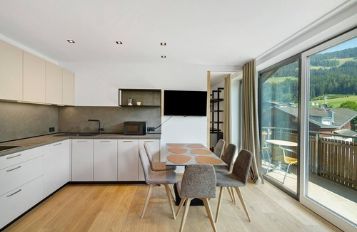 Villabassa Apartment | Premium Apartment Hofer Silena – Fast Internet, Free Parking
