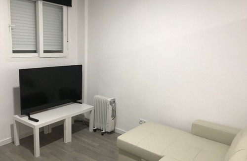 Puerta del Angel Apartment | Private apartment 3-2 people brand new Madrid Río