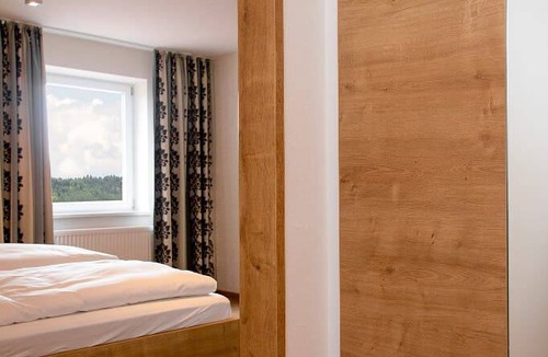 Sulzbach-Rosenberg Resort | Private room ∙ 2 guests