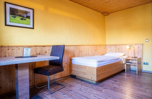 Windischeschenbach Resort | Private room ∙ 1 guest