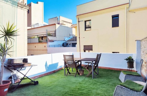 Vilanova I la Geltru Apartment | Private room with several common areas