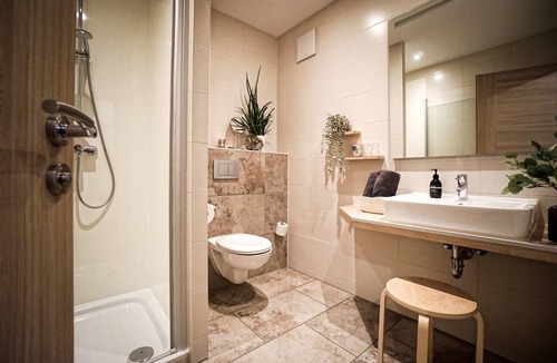 Kelheim Resort | Private room ∙ 1 bedroom ∙ 3 guests