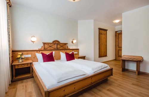 Osterhofen Resort | Private room ∙ 1 bedroom ∙ 2 guests