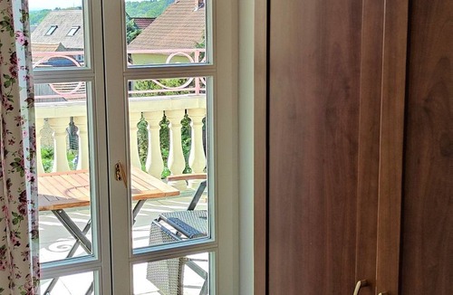 Sommerach Resort | Private room ∙ 1 bedroom ∙ 2 guests