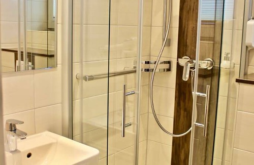 Vohenstrauss Resort | Private room ∙ 1 bedroom ∙ 2 guests