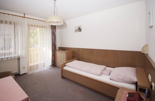 Bad Goegging Resort | Private room ∙ 1 bedroom ∙ 2 guests
