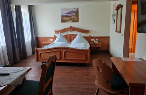 Haus im Wald Resort | Private room ∙ 1 bedroom ∙ 3 guests