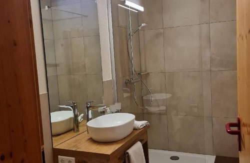 Haus im Wald Resort | Private room ∙ 1 bedroom ∙ 3 guests