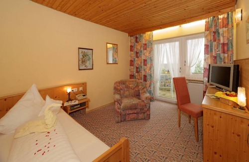 Regen Resort | Private room ∙ 1 bedroom ∙ 1 guest