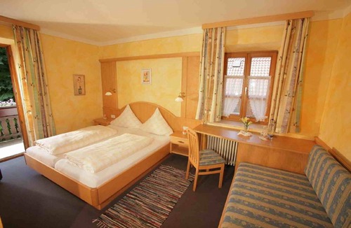Rosenheim Resort | Private room ∙ 1 guest