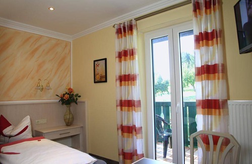 Maibrunn Resort | Private room ∙ 1 guest