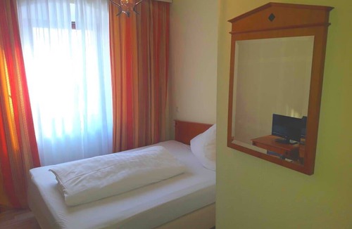 Fuchsmuehl Resort | Private room ∙ 1 guest