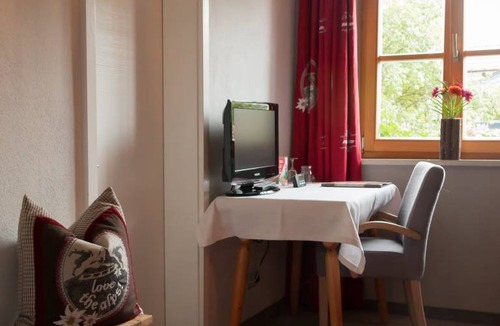 Bernau am Chiemsee Resort | Private room ∙ 1 guest