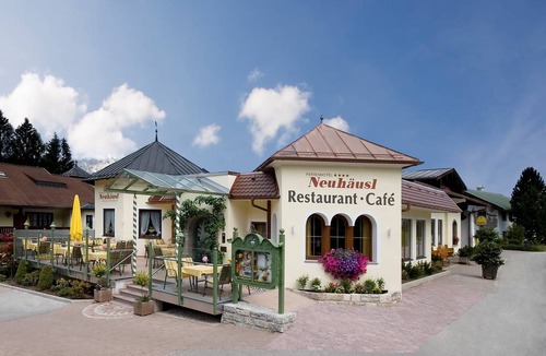 Berchtesgaden Resort | Private room ∙ 1 guest