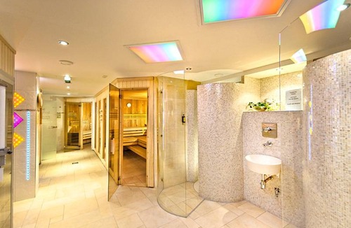 Bad Aibling Resort | Private room ∙ 2 guests