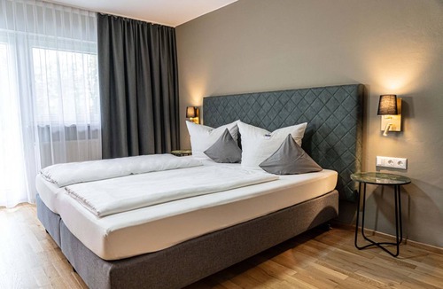 Kirchanschoring Resort | Private room ∙ 2 guests