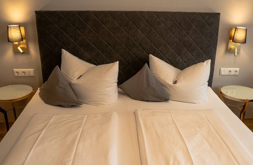 Kirchanschoring Resort | Private room ∙ 2 guests