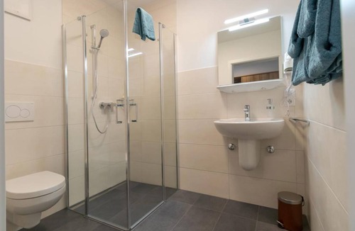 Aiterhofen Resort | Private room ∙ 2 guests